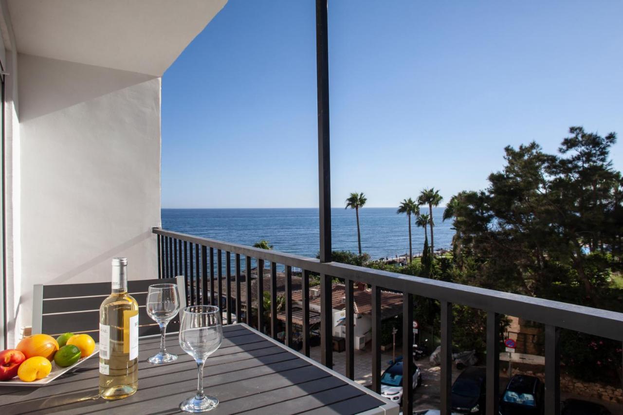 Lovely Beachfront In Calahonda Apartment *