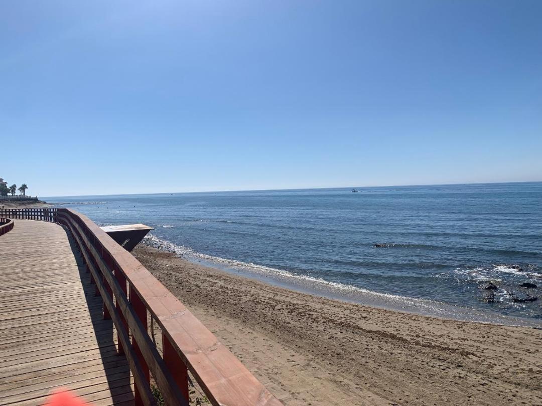 Apartment Lovely Beachfront In Calahonda